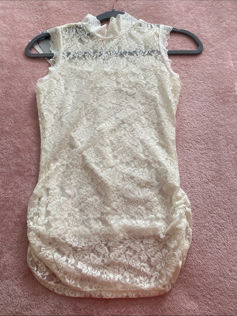 NWT Only Cream Lace Sleeveless High-Neck Top